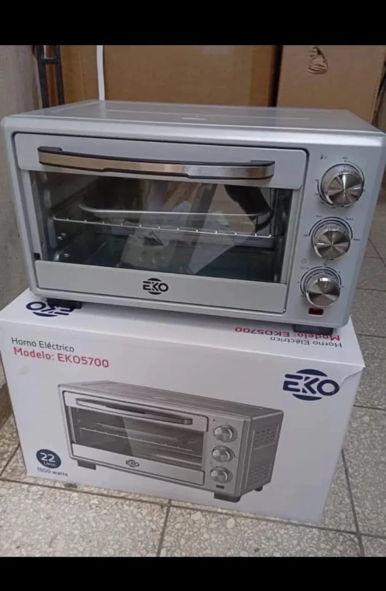 Horno eléctrico de 22 L marca EKO — imagen 1